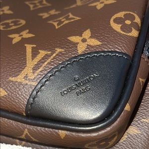 Louis Vuitton Brown Monogram Christopher Bumbag – Savonches